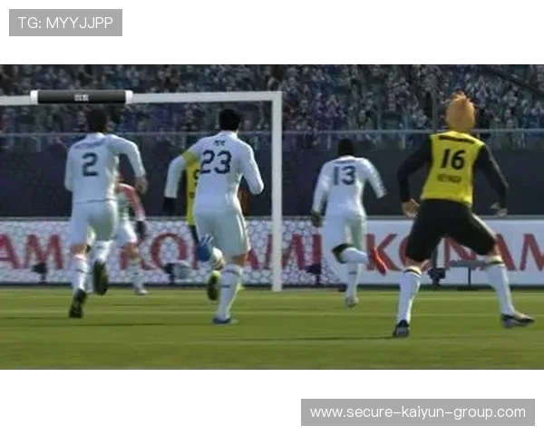 内马尔小范围闪转腾挪后的致命直塞，巴西攻势完美链接